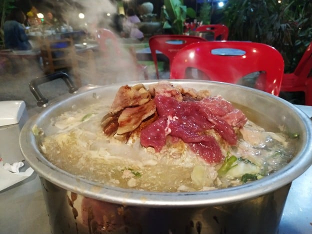 หมูกระทะ น่านฟ้า สาขา 2