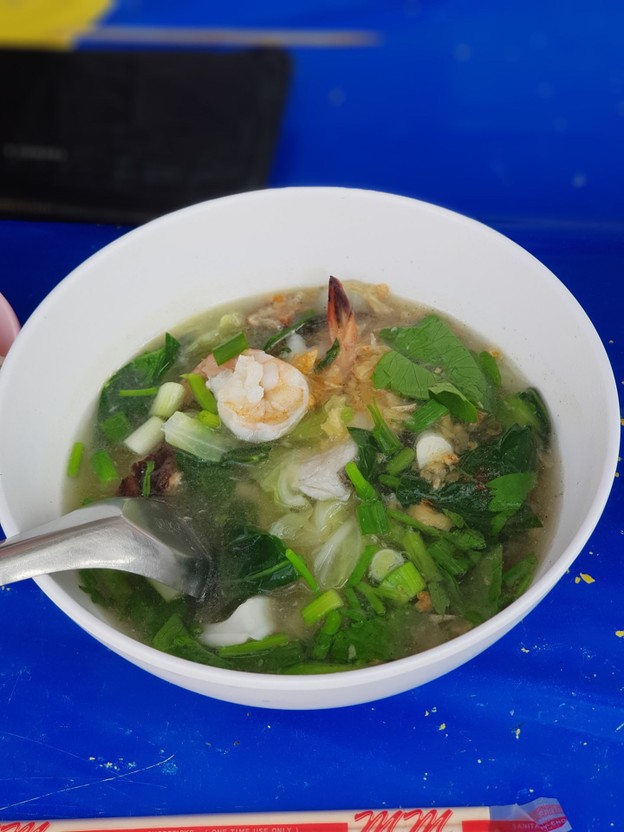 โจ๊ก-เกาเหลาเลือดหมูเจ้าเก่า (เจ๊ตุ่ม)