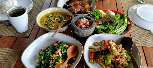 บรรยากาศ เรือนไม้