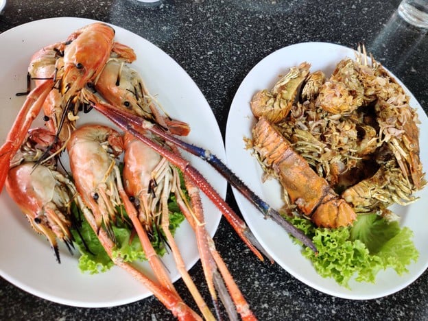 เมนูของร้าน มุมอร่อย นาเกลือ