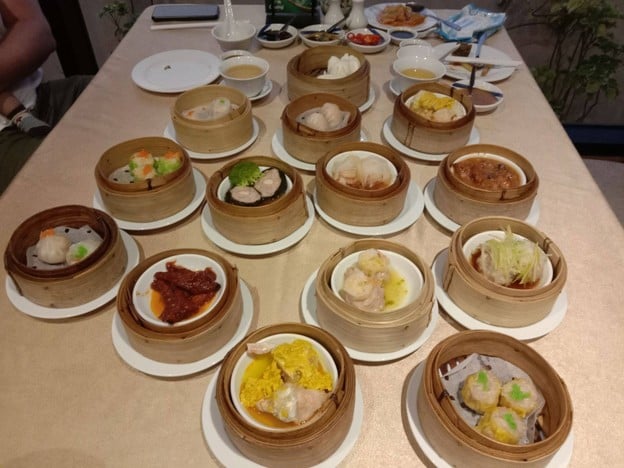 เมนูของร้าน ห้องอาหารจีนซันฟลาวเวอร์ โรงแรมดวงตะวัน เชียงใหม่