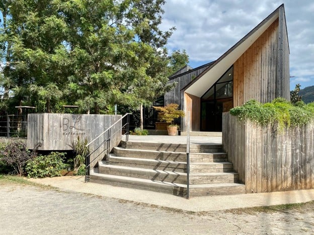 The Birder's Lodge Cafe (BL Cafe & Grill)