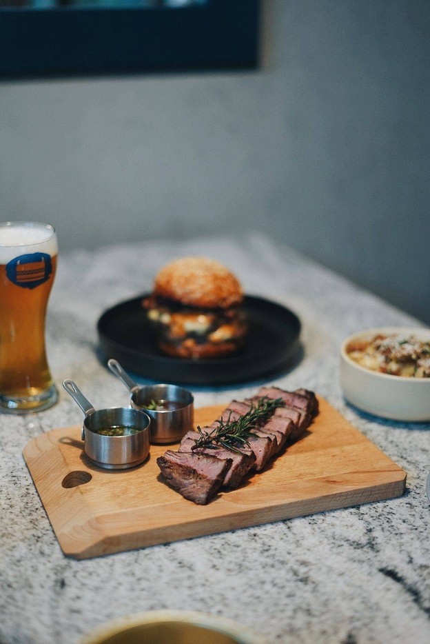 เมนูของร้าน Beast & Butter