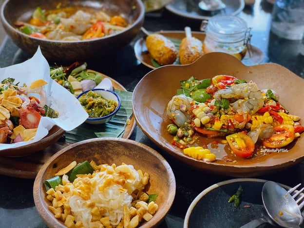 เมนูของร้าน เผ็ดเผ็ด เผ็ดเผ็ด บิสโทร