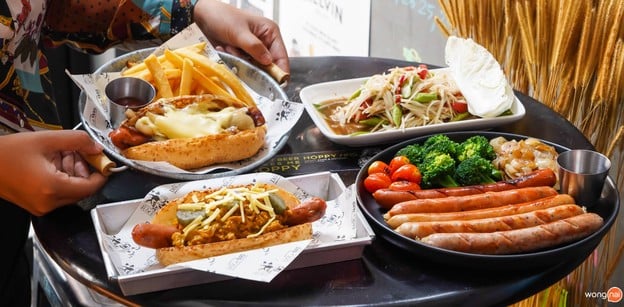 เมนูของร้าน HOPPY HOURS-Sukhumvit 44/2 Hoppy Hours-Sukhumvit 44/2