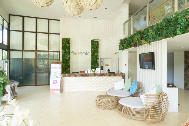 Recenta Suite Phuket Suanluang