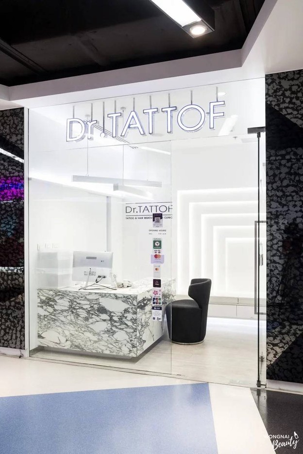 Dr.TATTOF สีลมคอมเพล็กซ์
