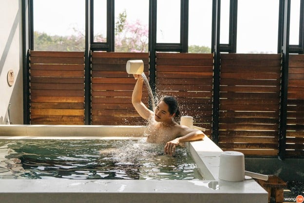 Balcony Seaside Sriracha Hotel & Serviced Apartments