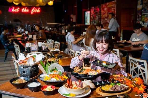 เมนูของร้าน What The Fish Izakaya & Bar