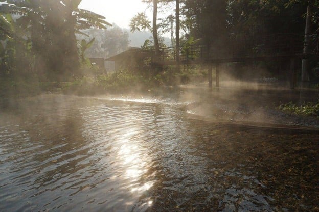 บรรยากาศ โป่งน้ำร้อนไทรงาม