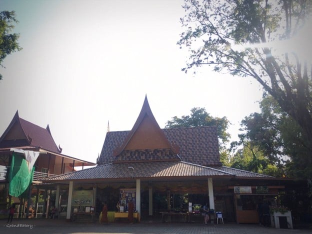 อาคารพิพิธภัณฑ์บริขารพระอาจารย์มั่น ภูริทัตตเถระ