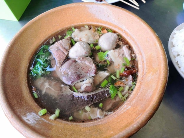 เมนูของร้าน พัฒน์เกาเหลาเนื้อ ราชพฤกษ์