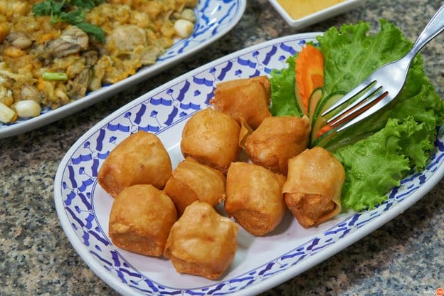 เมนูของร้าน นายดำ