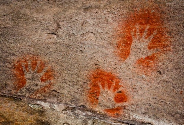 บรรยากาศ ถ้ำฝ่ามือแดง