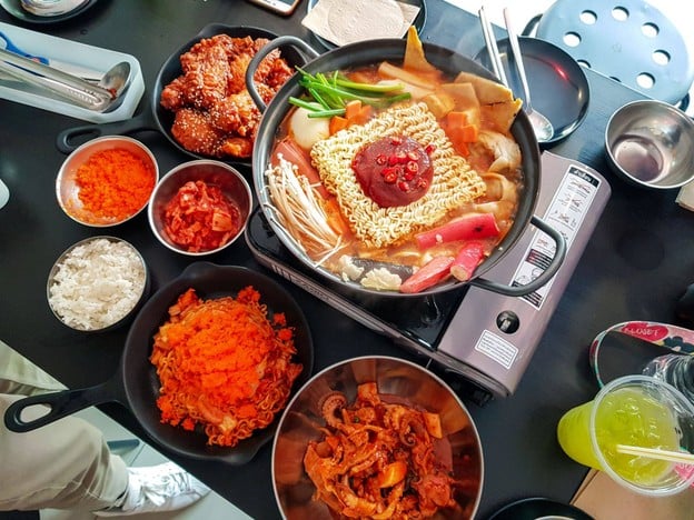 Cheonman ชอนมัน 천만 - สาขาบรรทัดทอง Banthadthong (Chula Soi5)