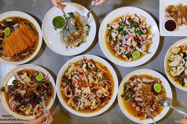 เมนูของร้าน ยำยกซด Cen'za Market