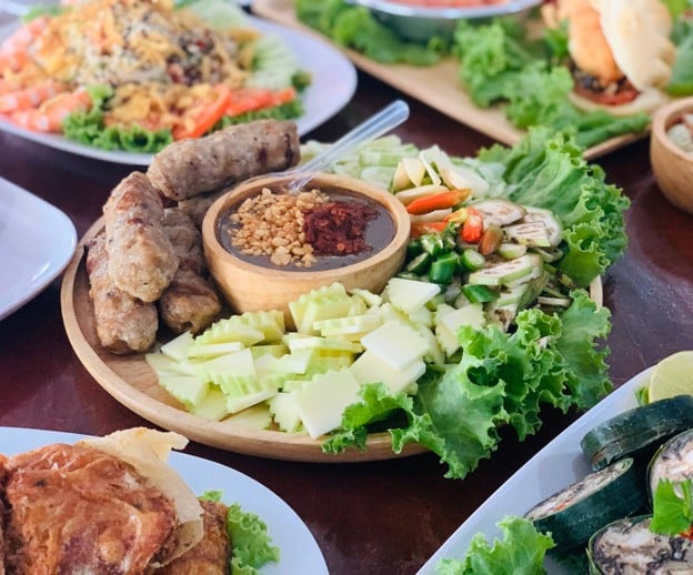 แหนมเนืองคุณนิด