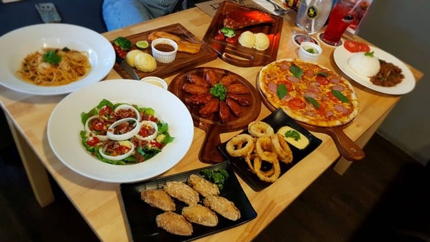 HopfAddict Sriracha ศรีราชา ศรีราชา