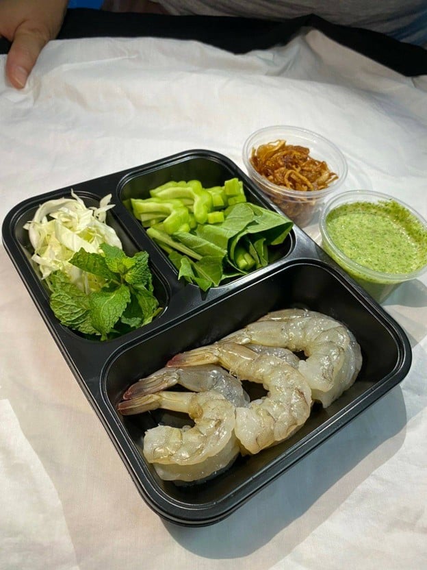 เมนูของร้าน ป้านีกุ้งแช่น้ำปลาบรรทัดทอง บรรทัดทอง