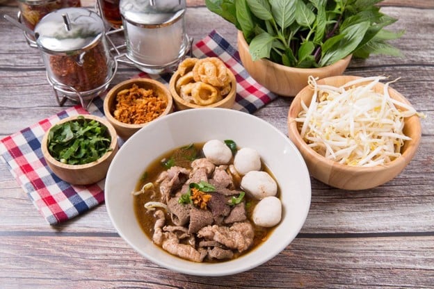 ก๋วยเตี๋ยวเรือขึ้นห้าง ฟอร์จูนทาวน์