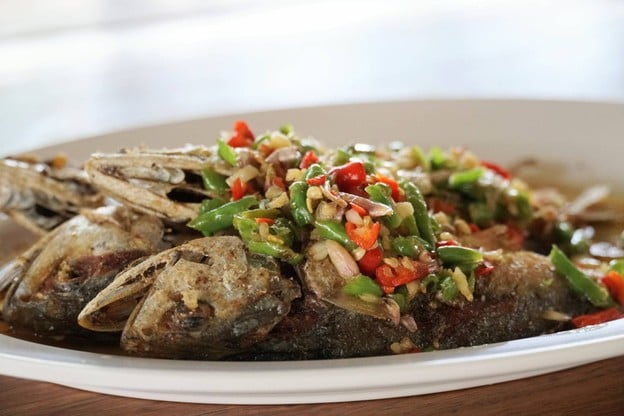 เมนูของร้าน ครัวปลาทู (ทิดอ้วน) บางแสน