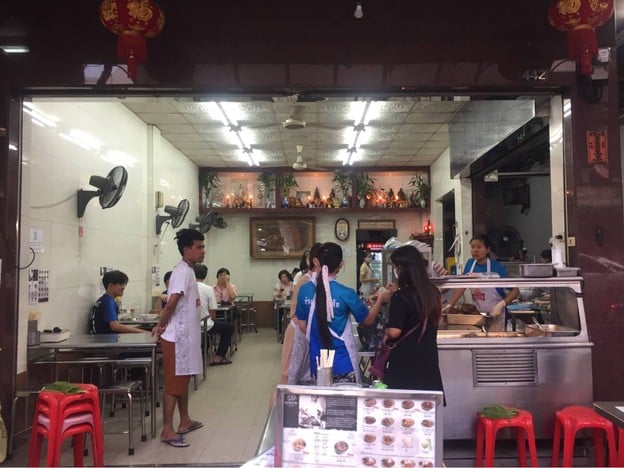 ก๋วยจั๊บนายเอ็ก (Nai Ek Roll Noodle) เยาวราช (primary branch)