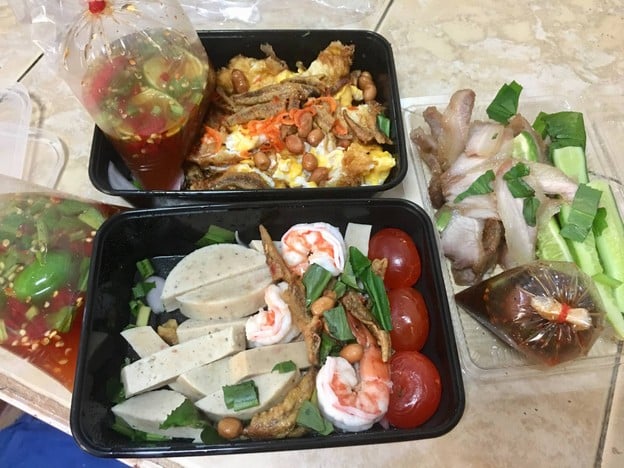 เมนูของร้าน ยำซี๊ดซ๊าด ลาด-พร้าว