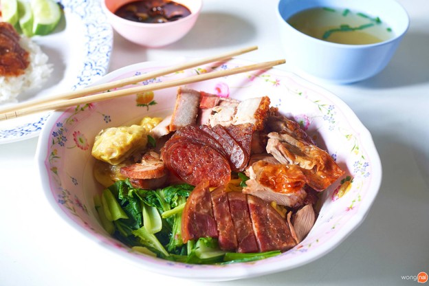 เมนูของร้าน ประจักษ์เป็ดย่าง บางรัก