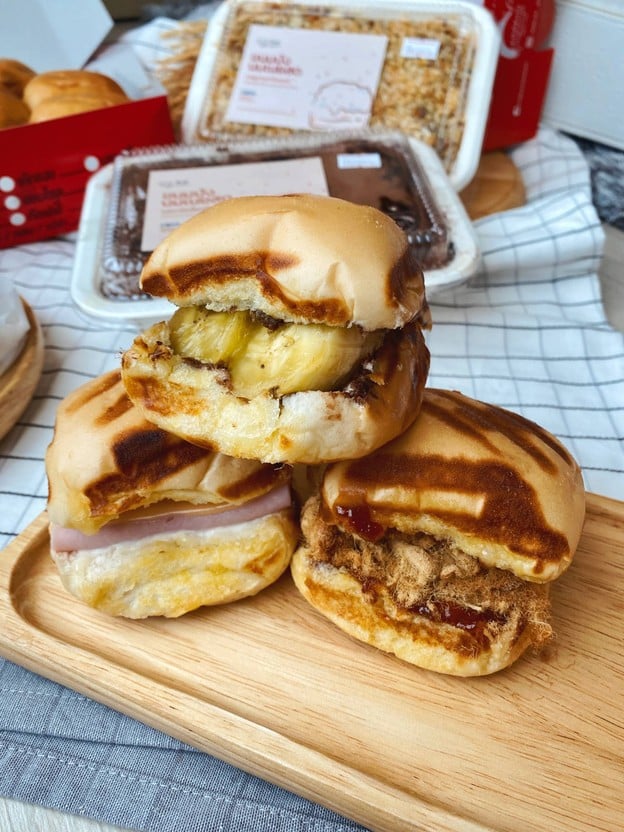 Panleebakery (ปั้นลี่เบเกอรี่) บางรัก (เจริญกรุง)