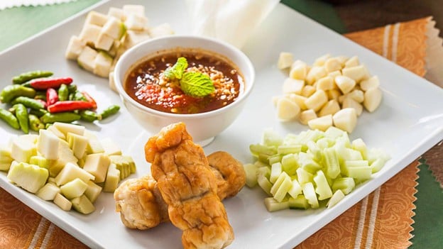 ลองดู เซนต์จอห์น ลาดพร้าว