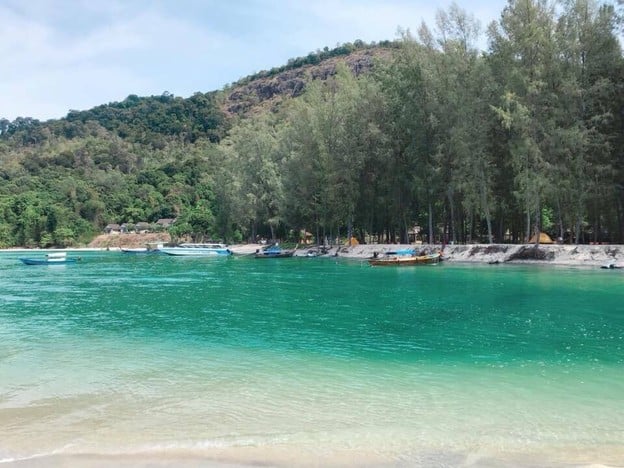 เกาะอาดัง