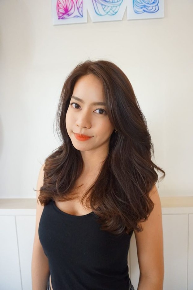 Merry Me Salon Festival Walk