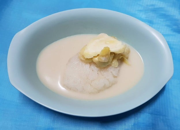 เมนูของร้าน ข้าวเหนียวมูน ลุงเปี๊ยก ตลาดพลู