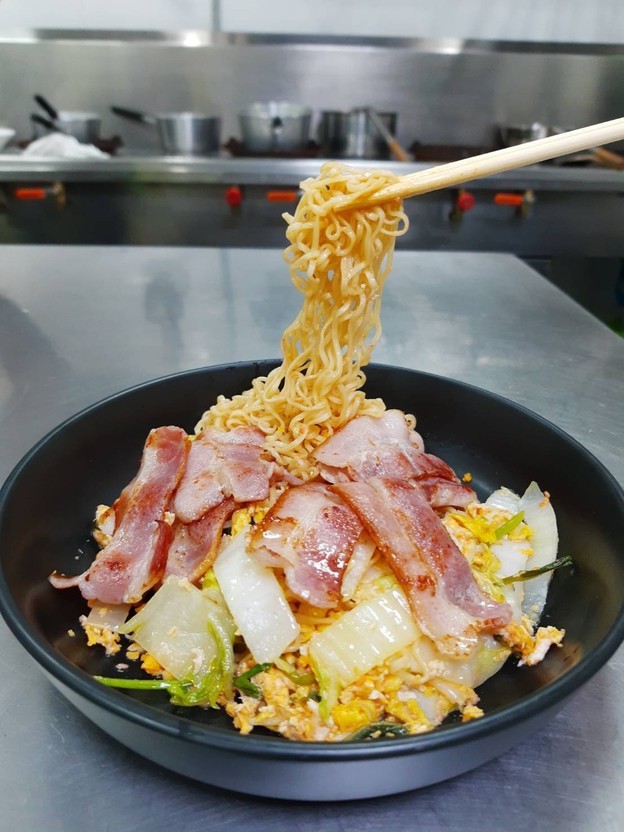 เมนูของร้าน จิว โจ๊กบางลำพู x สุกี้กะทะร้อน บางลำพู