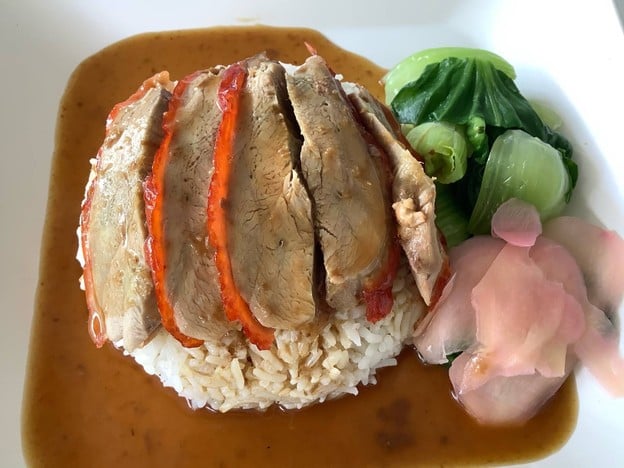 เมนูของร้าน ร้าน @ ซอมพอ (ซัวเถาบะหมี่เป็ดย่างสันป่าข่อย) สันกู่เหล็ก