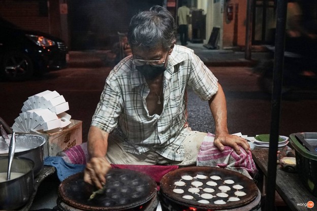 ขนมครกเชลล์ชวนชิมคุณน้อยบ้านหม้อ