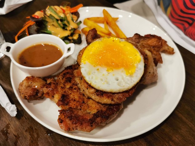เมนูของร้าน Bigger' Burgers and Steak