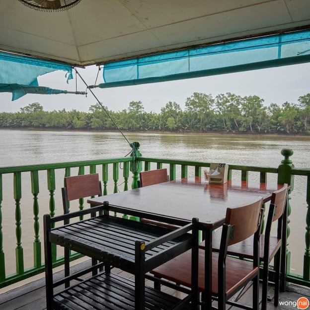 บรรยากาศ มธุรสเรือนแพ ฉะเชิงเทรา
