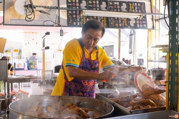 ซ้งเป็ดพะโล้ สี่แยกวังหิน