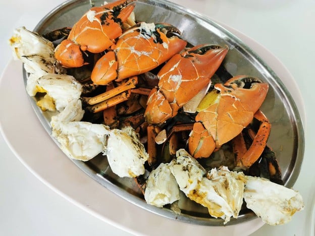 เมนูของร้าน ร้านแดงอาหารทะเล(เจ้าเก่า)แม่อี้ด