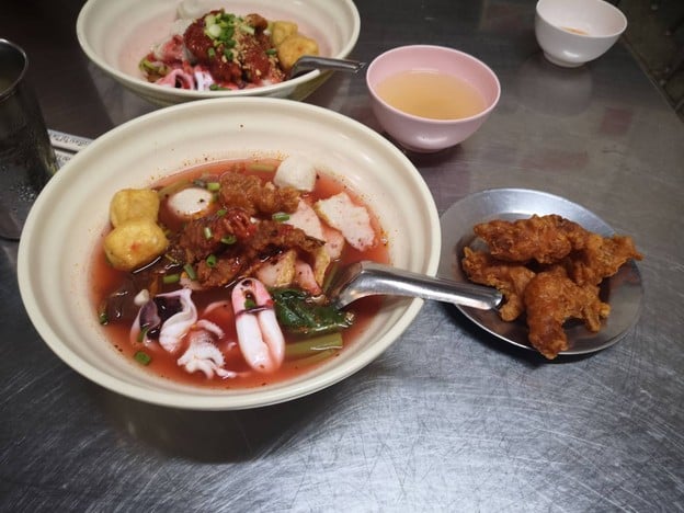 เย็นตาโฟ โกวเกียว by Nes ชลบุรี เมืองชลบุรี