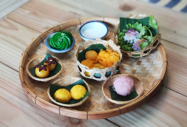 เมนูของร้าน 9ban Cafe & Kanom Thai