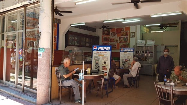 บรรยากาศ 👍🏻 ข้าวมันไก่ สุกี้ เยาวราช ⭐️ ข้าวมันไก่ สุกี้ ไท้เฮง ⭐️