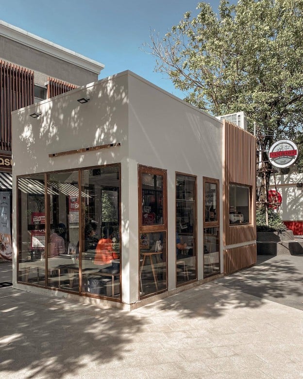 Van Hart Coffee The Circle Ratchapruk
