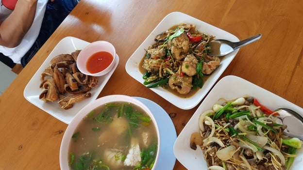 เจ๊แดงบางควาย