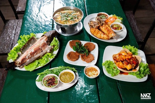 เมนูของร้าน สวนอาหารบ้านสวนแม่ลาการ้อง