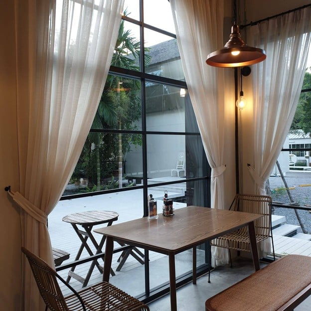 บรรยากาศ Koffie House Rama 2