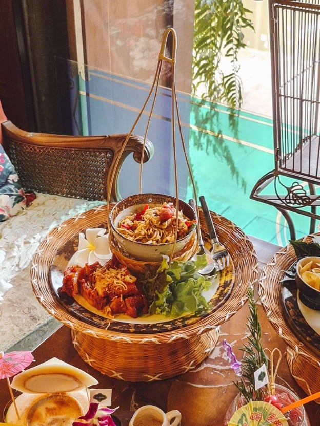 ณ คิดถึง