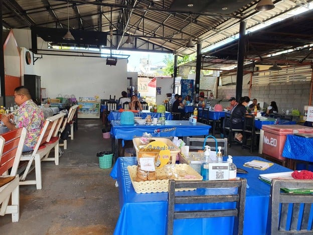 บรรยากาศ โคขุนบ้านตอไม้ซ.หัวหิน23