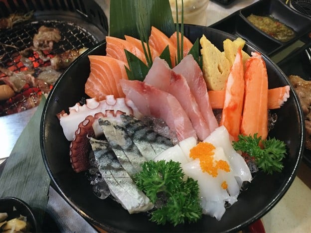 Tenjo Sushi & Yakiniku Premium Buffet Gateway Ekamai